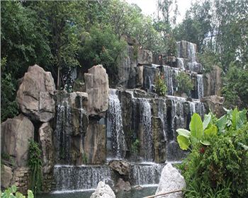 告訴你成都grc假山制作中石與景的配合